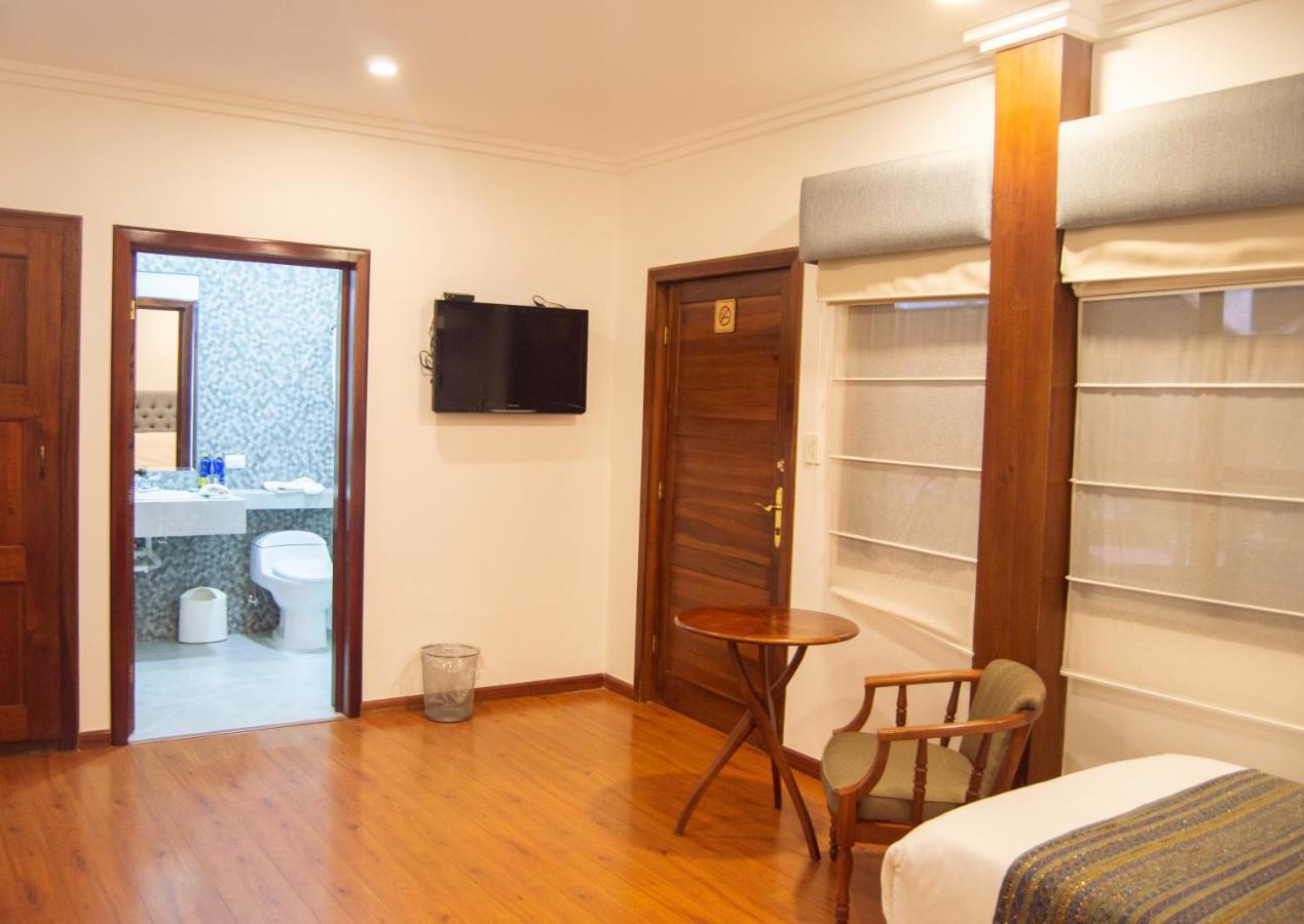 Hotel Carvallo Cuenca Exterior photo
