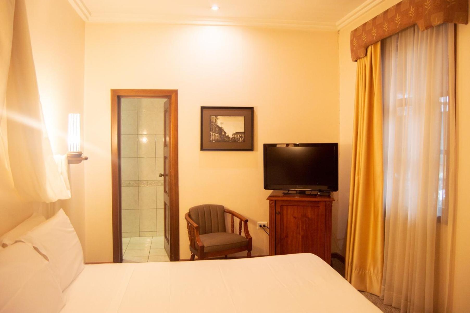 Hotel Carvallo Cuenca Exterior photo